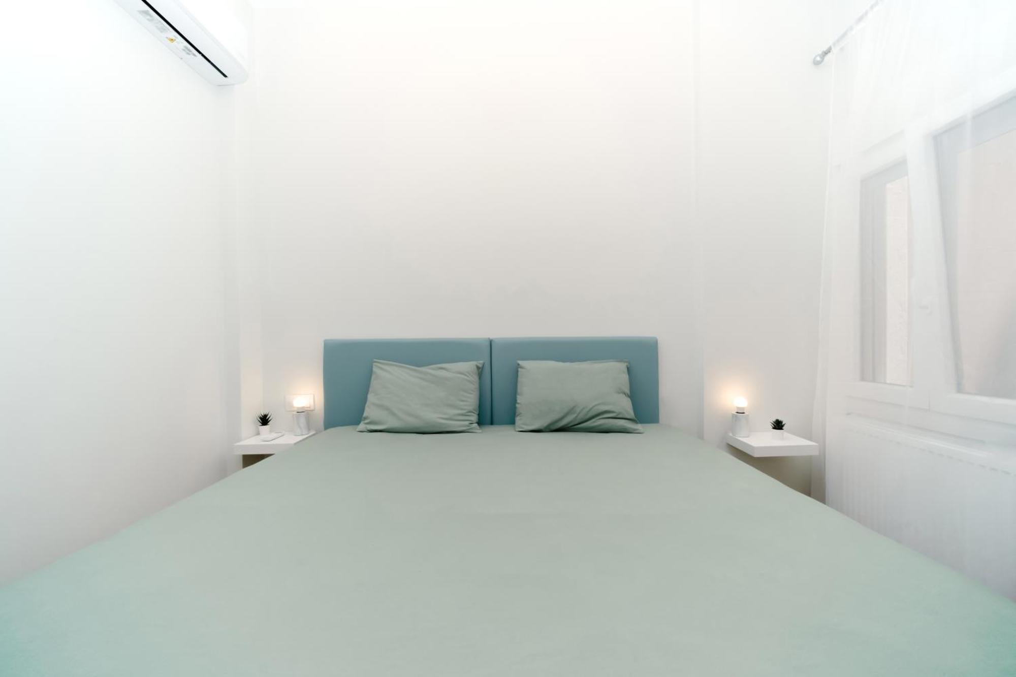 Agias Sofias Svolou Center * Thessaloniki