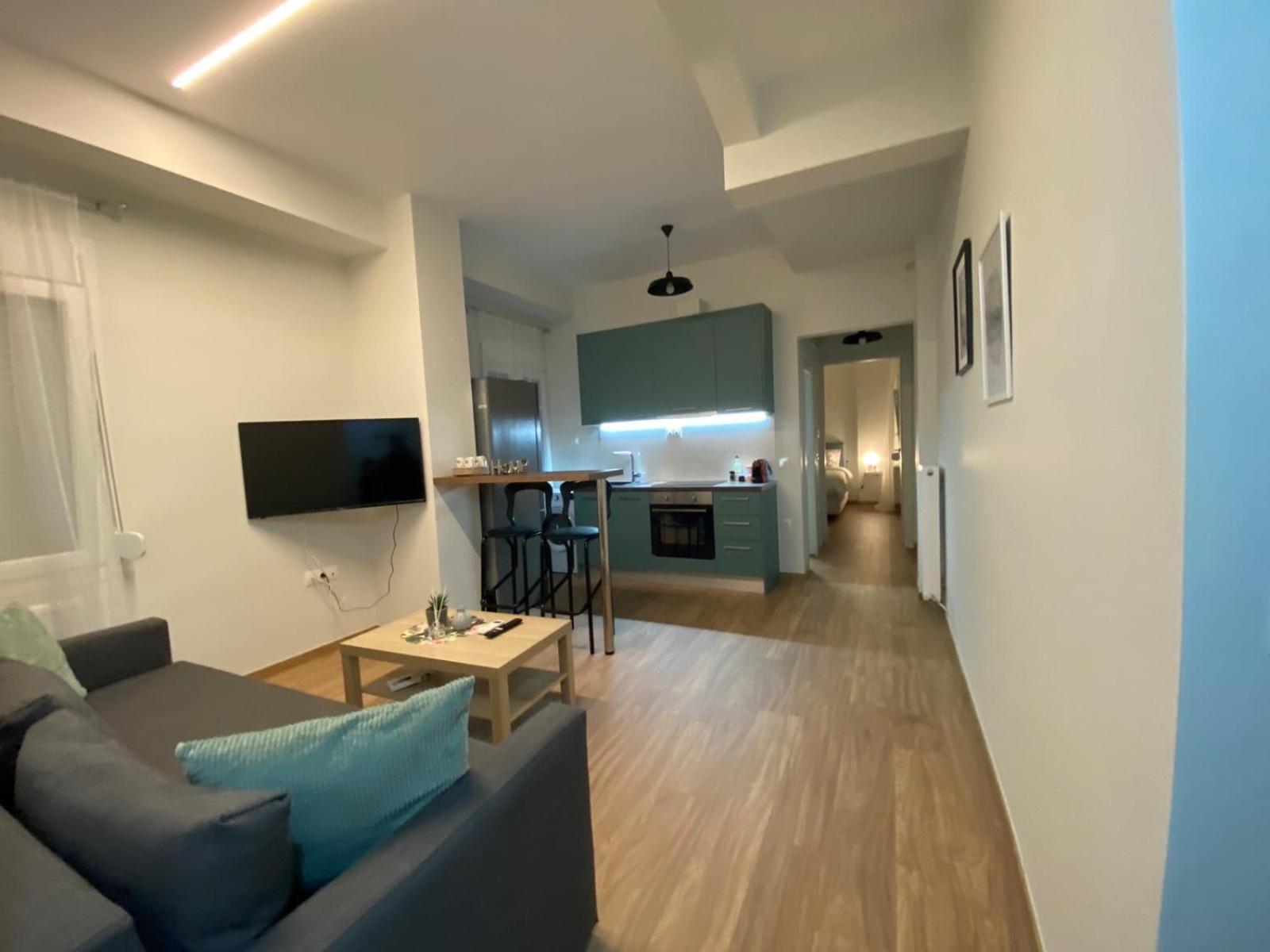 Agias Sofias Svolou Center Apartment
